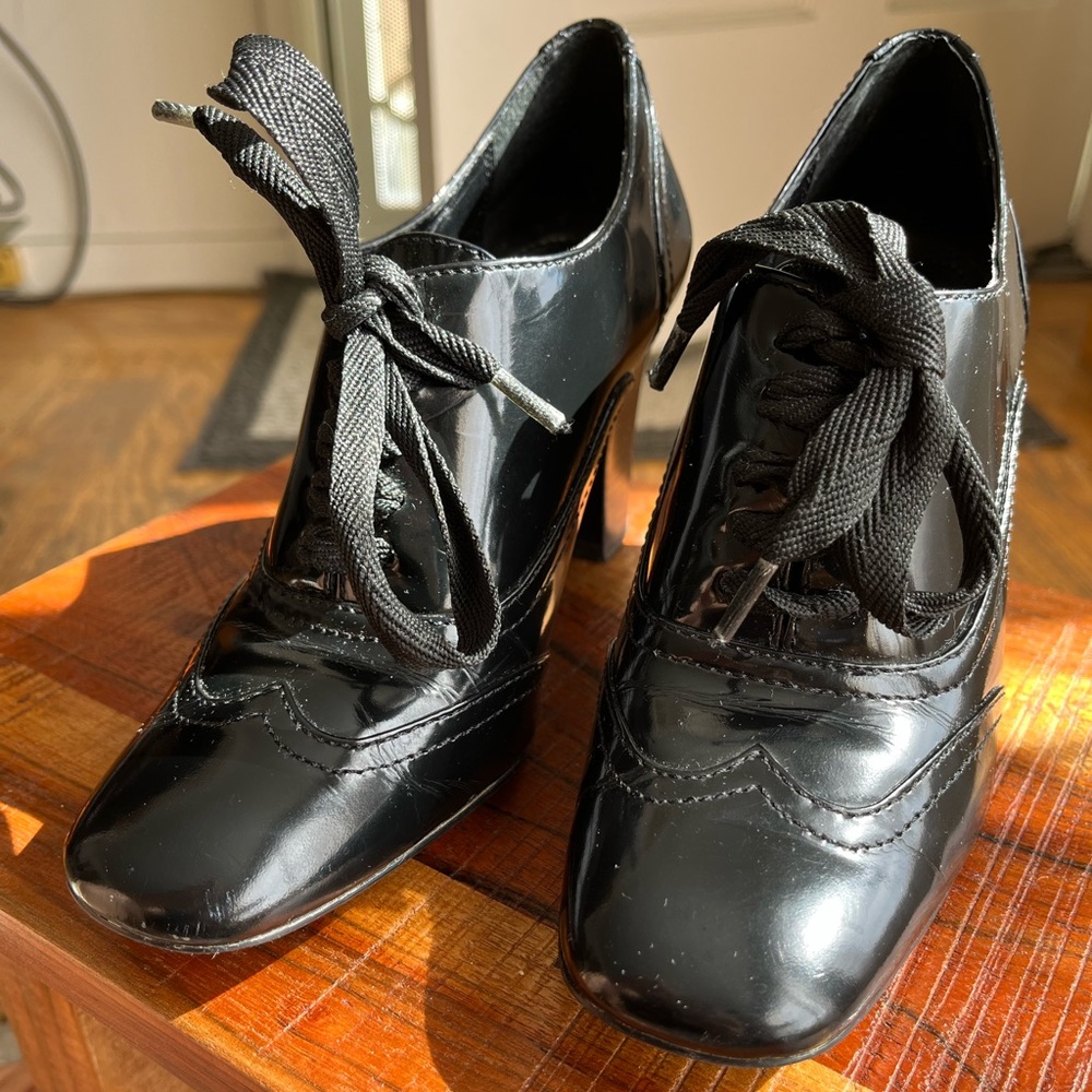 Franco Sarto Black Heeled Lace Up Booties Patent Leather
